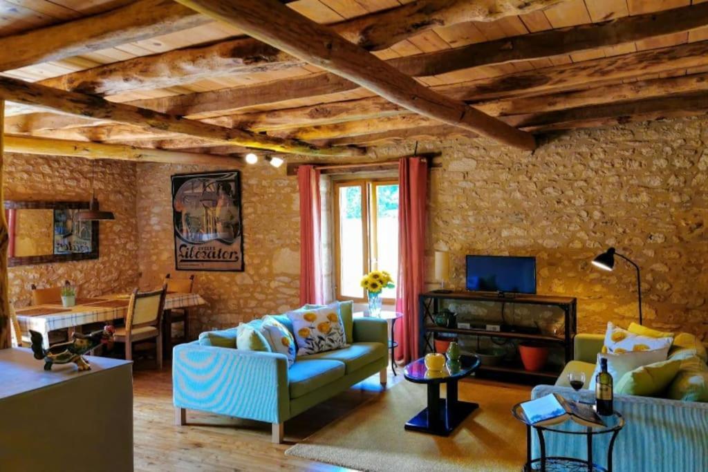 La Forge, Le Banquet Aux Eyzies Villa Les Eyzies Luaran gambar