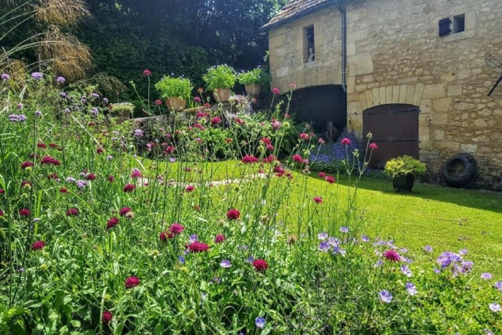 La Forge, Le Banquet Aux Eyzies Villa Les Eyzies Luaran gambar